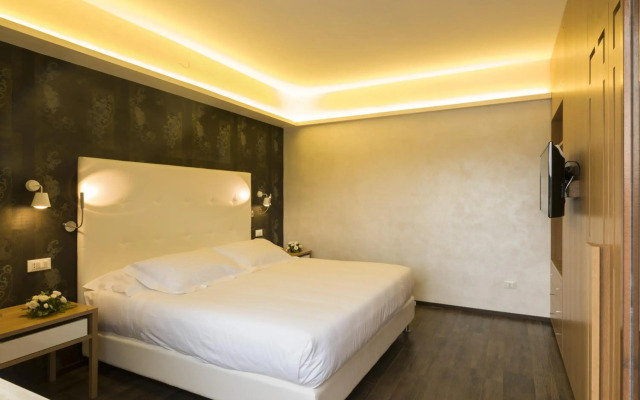 Sport Village Hotel & Spa