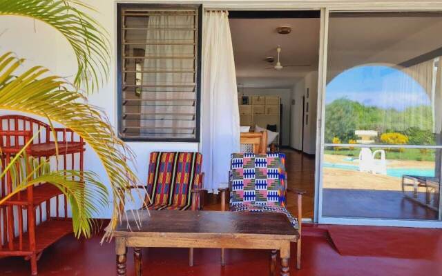 Lux Suites Sanuna Villas Diani