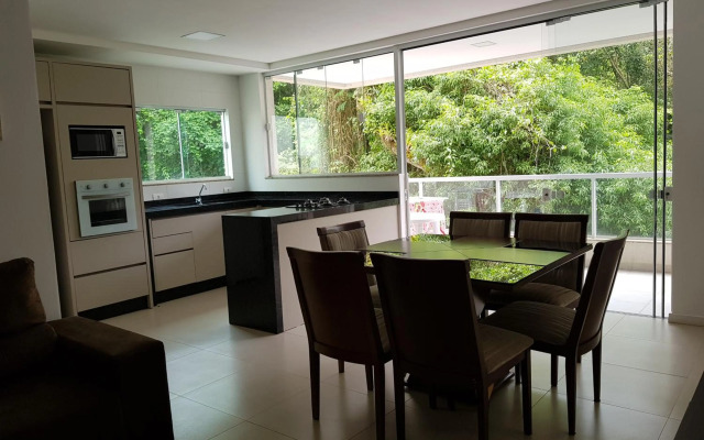 Apartamento 200m da praia