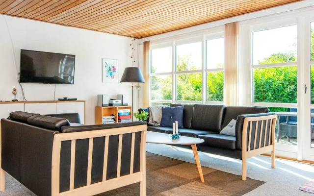 6 Person Holiday Home in Sydals
