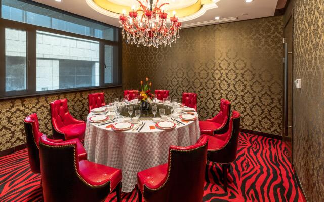 Crowne Plaza Shanghai Jinshan Hotel
