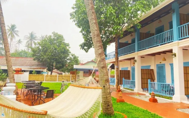 Sadakham hotel