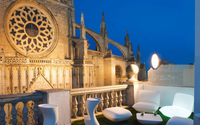 Puerta Catedral Suites