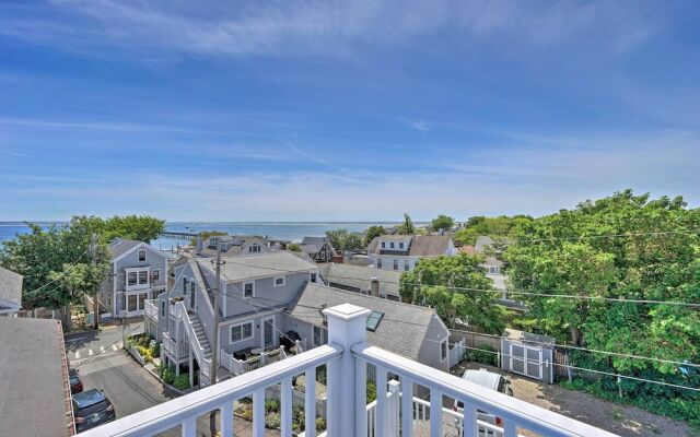 Splendid Provincetown Penthouse Apartment w/ Deck!