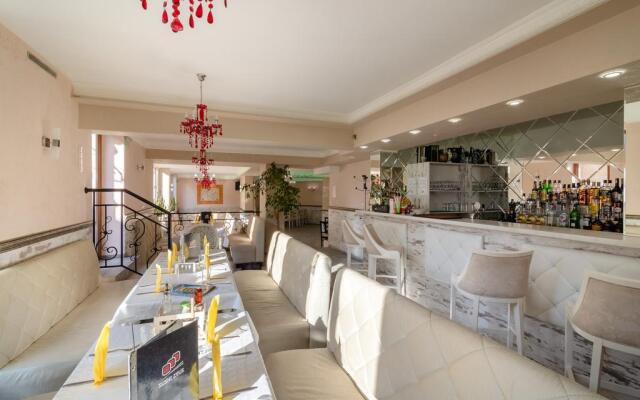 Hotel Zeus