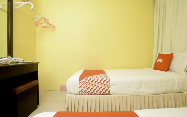 OYO 89958 Hotel Umimas