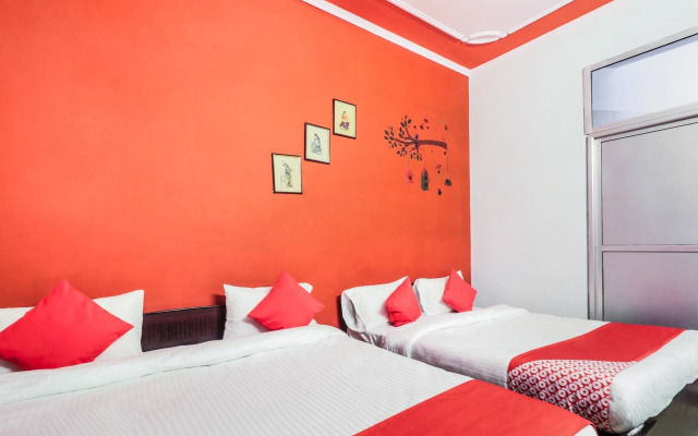 OYO 24228 Hotel Hans