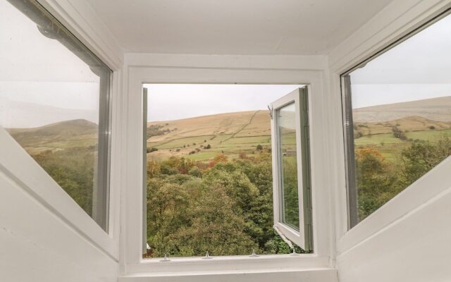 13 Hope Road, Hope Valley