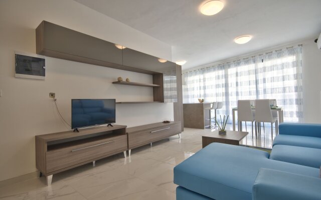 First Class Apartments Calleja by G&G