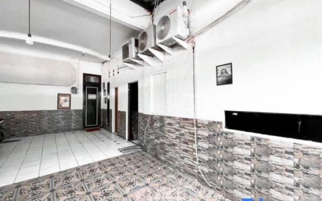 Modom Residence