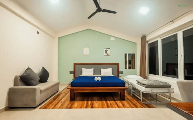 Commune18 Resorts