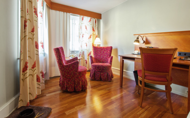 Best Western Strand Hotel