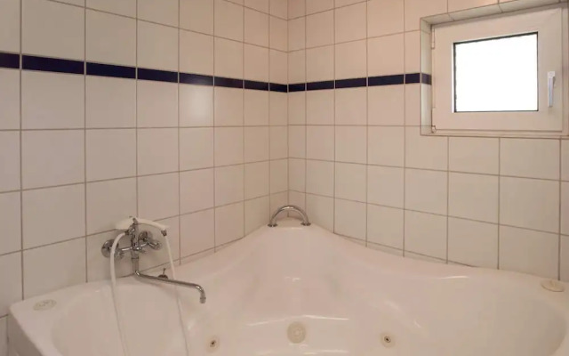 6 Person Holiday Home in Vinderup