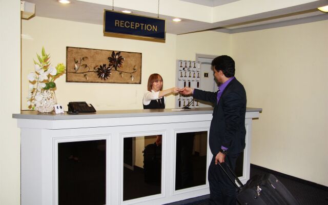 INA Hotel Royal