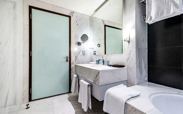 The Address Dubai Mall Spacious 1 bedroom