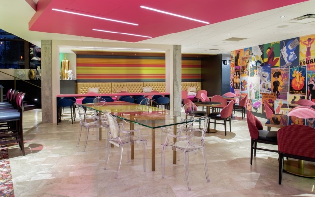 The Maxwell Hotel - A Staypineapple Hotel