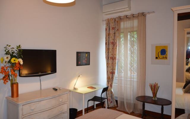 Trastevere Suite-Mattonato