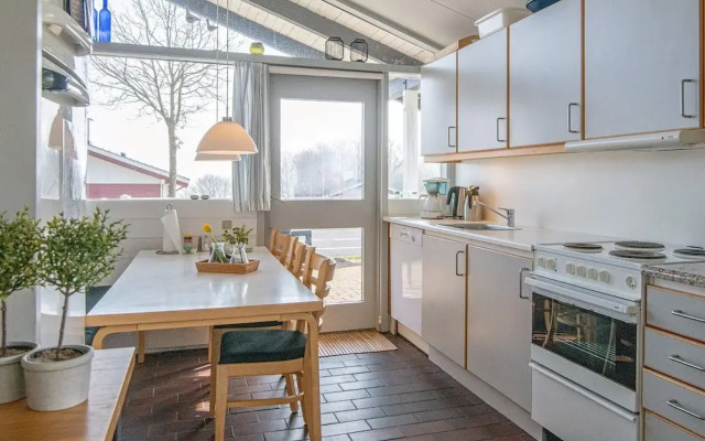 6 Person Holiday Home in Aabenraa-by Traum