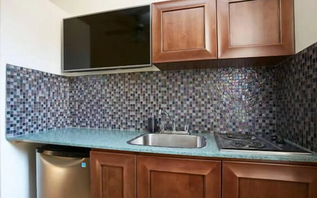 Destination Stays Montreal Downtown