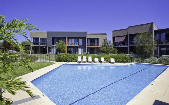 3 Bedroom Condo With Golf Course Views