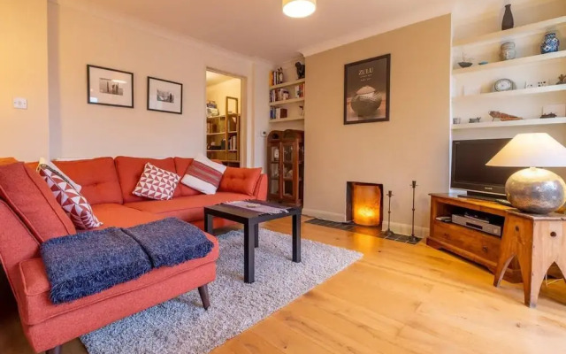 Host Stay Tivoli Den