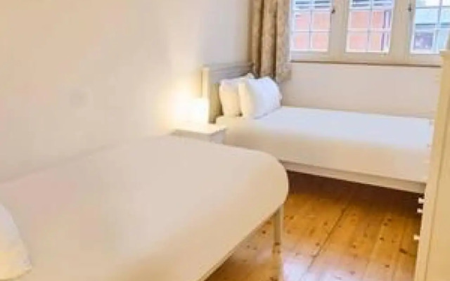 Host Stay New Street