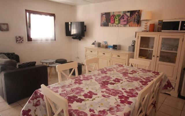 Domaine de vacances à 600m de la plage villa 3 chambres climatisées 7 couchages WIFI terrasse parking animations et piscines en supplément LRPDSR8