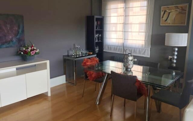Apartment With 2 Bedrooms in Gijón, With Wifi