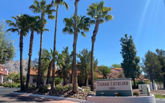 Catalina Condo @ LaEncantada - Tucson AZ