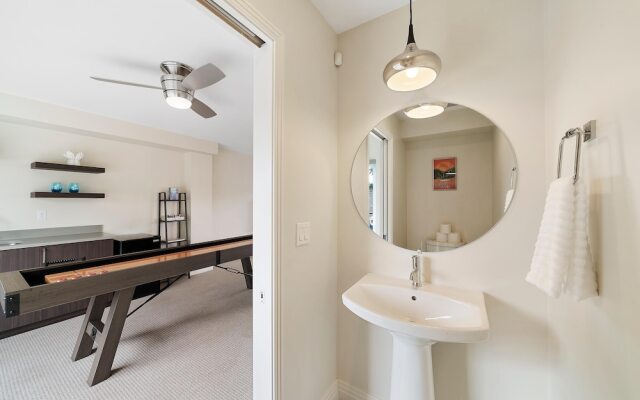 Townhome near RiNo with Rooftop Patio