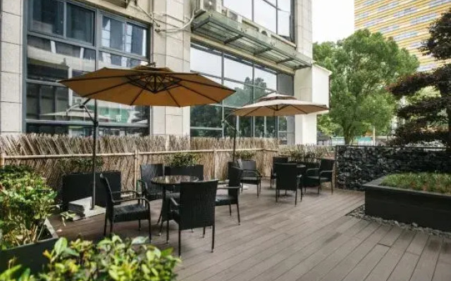 Hermitown Time Hotel