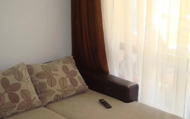 Studio in Villa Astoria