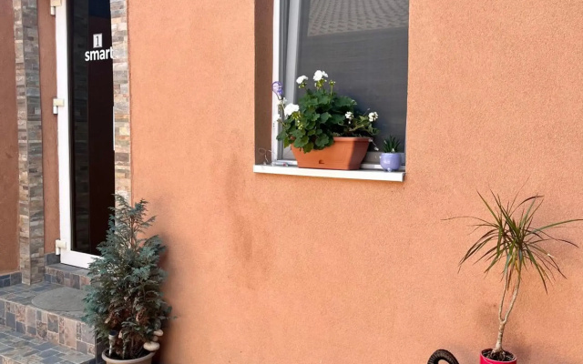 SMART GuestHouse