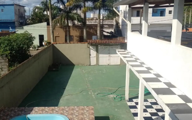 Ótima casa com piscina em Praia Grande