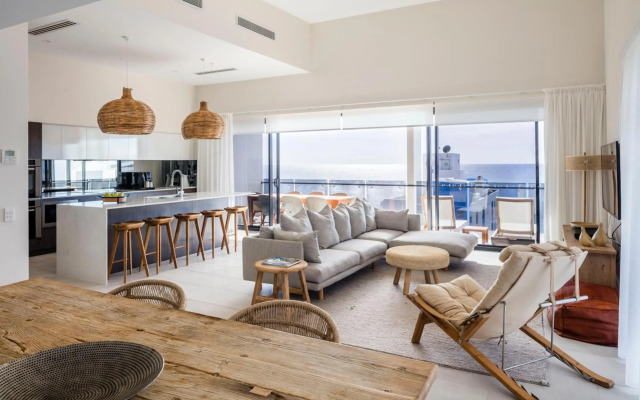 First Light Mooloolaba, Ascend Hotel Collection