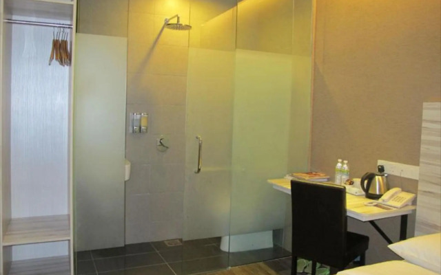 Hotel Austin Paradise - Pulai Utama