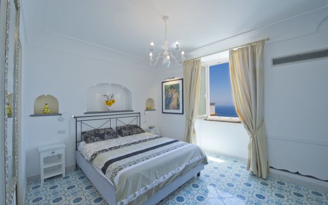 Albadamare Boutique Hotel