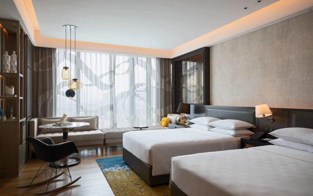 Renaissance Hangzhou Northeast Hotel