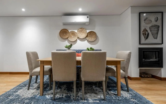 17 Marine - 3Bedroom Sea-Facing Apt101
