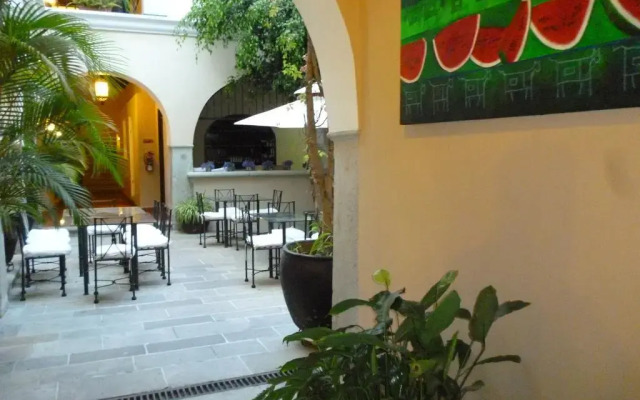 Hotel De La Parra