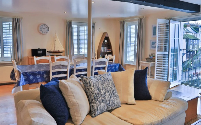 Harbourside Apartment