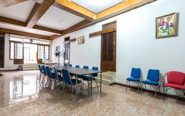OYO 1421 Kasmaran Guest House Syariah