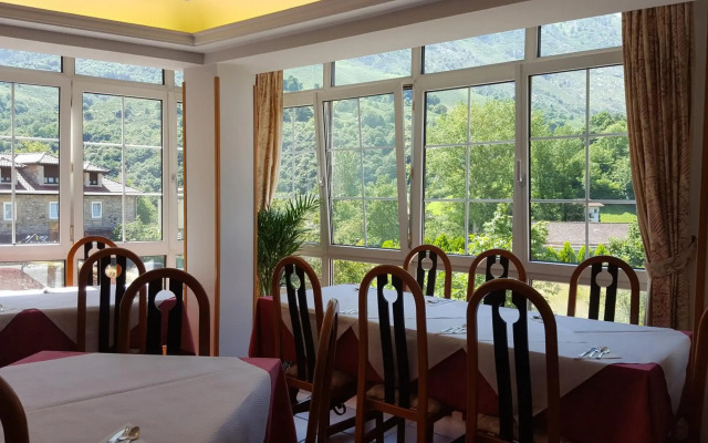Hotel Naranjo De Bulnes