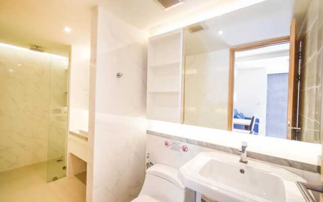 The Aristo Condo II