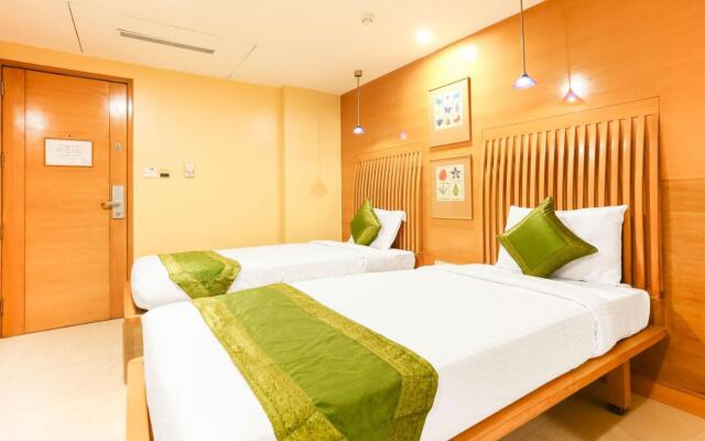 Treebo Regency - Bund Garden, Dhole Patil Road