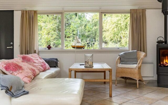 6 Person Holiday Home in Albaek
