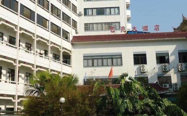 Yiyuan Hotel