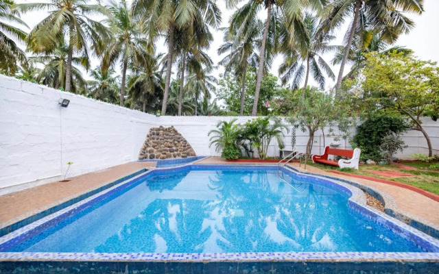 Sri Sai Holiday Inn