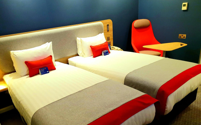 Holiday Inn Express London - Stratford, an IHG Hotel