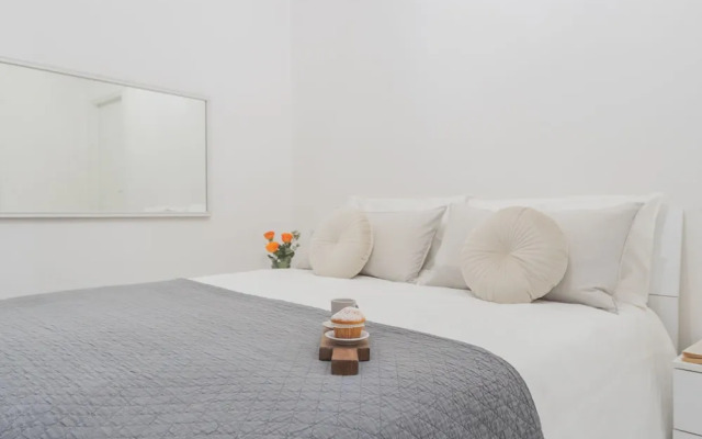 Luce Apartment in Como